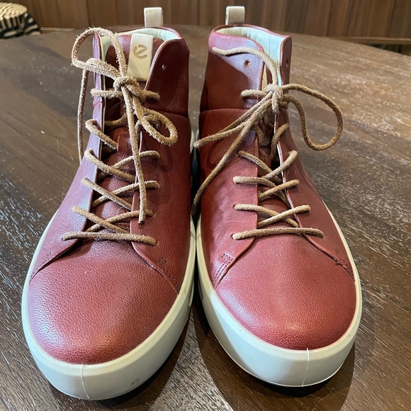 Ecco High Tops - Picture 3 of 3